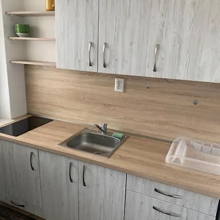 Your 4 - With Free Parking דירה קושיצה