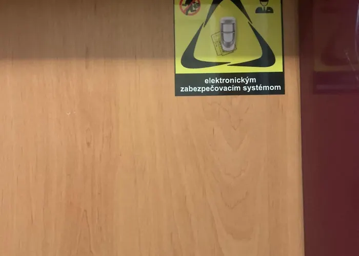 Your 4 - With Free Parking Daire *